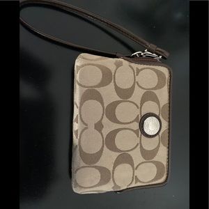 Coach coin purse bag wristlets